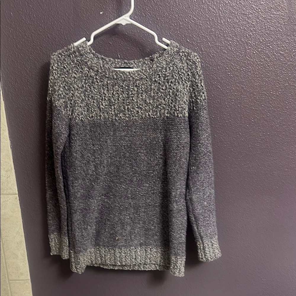 Women's Gray Sweater
